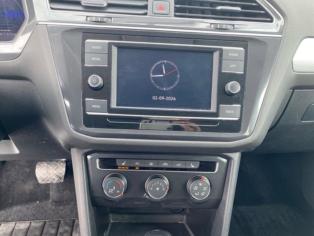 Used 2022 Volkswagen Tiguan S image 11