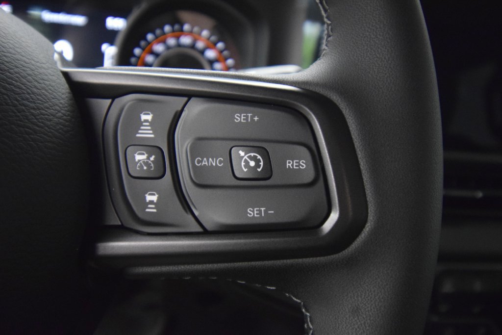 New 2026 Jeep Gladiator Sport AWD/4WD image 30