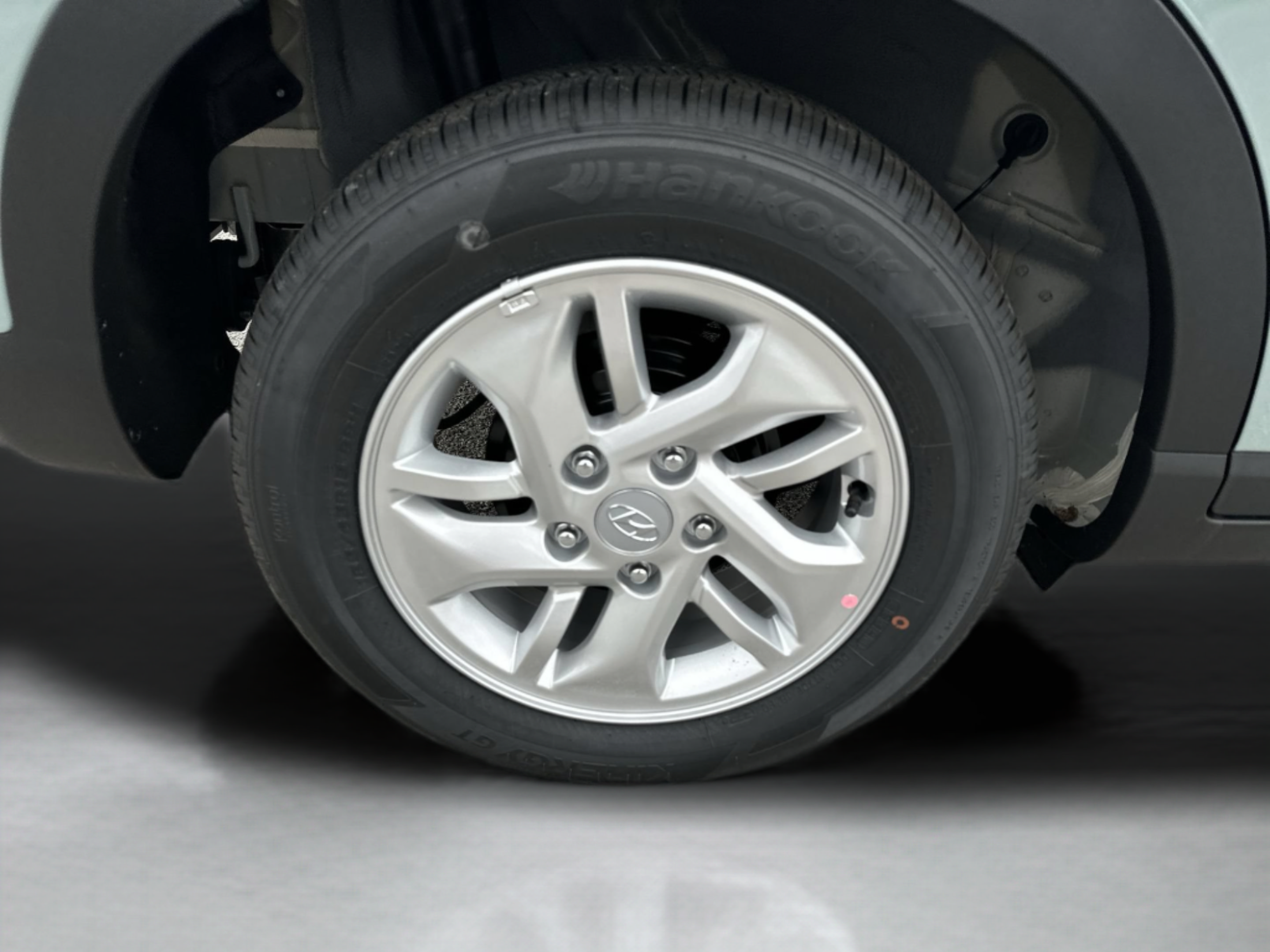 New 2026 Hyundai Venue SE FWD image 25