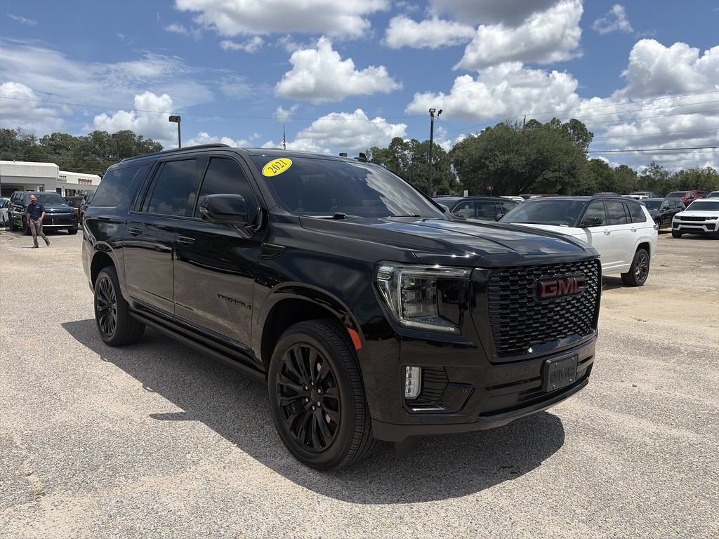 Used 2021 GMC Yukon XL Denali AWD/4WD image 8