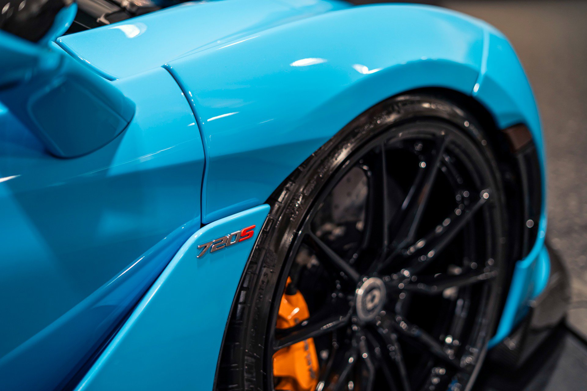 Used 2021 McLaren 720S Spider RWD image 25