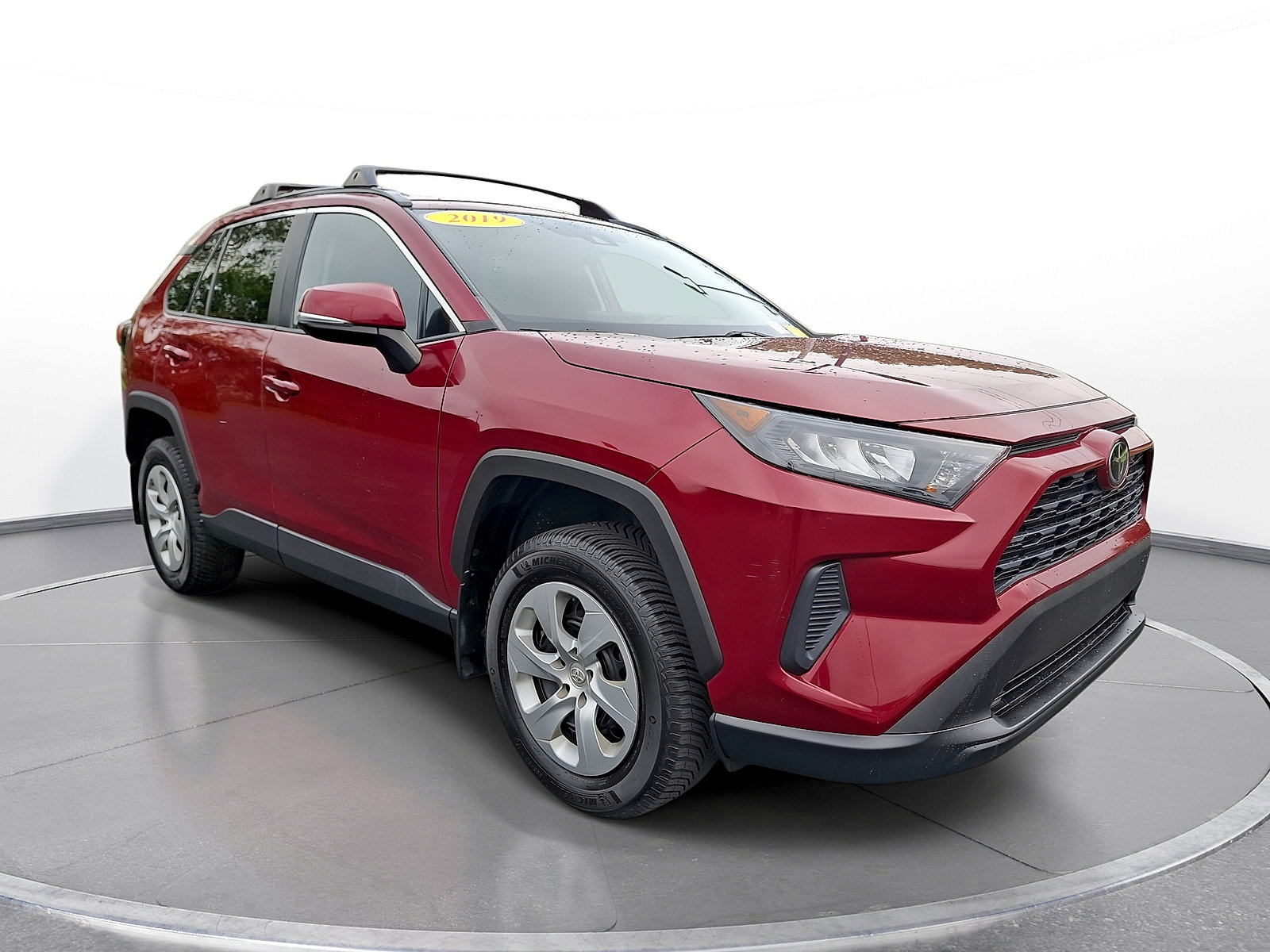 Used 2019 Toyota RAV4 LE w/ All Weather Liner Package AWD/4WD image 1