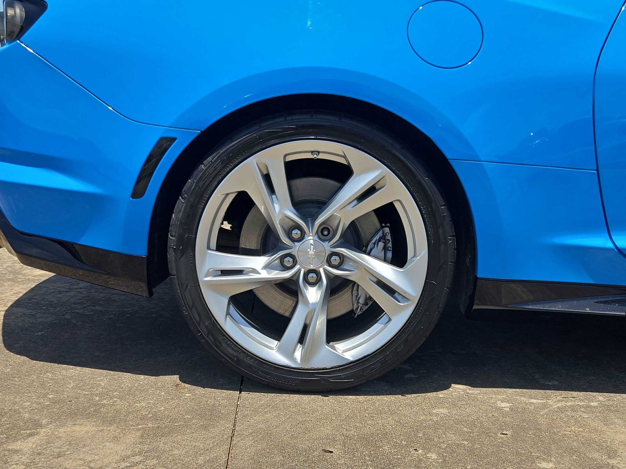Used 2022 Chevrolet Camaro ZL1 RWD image 11