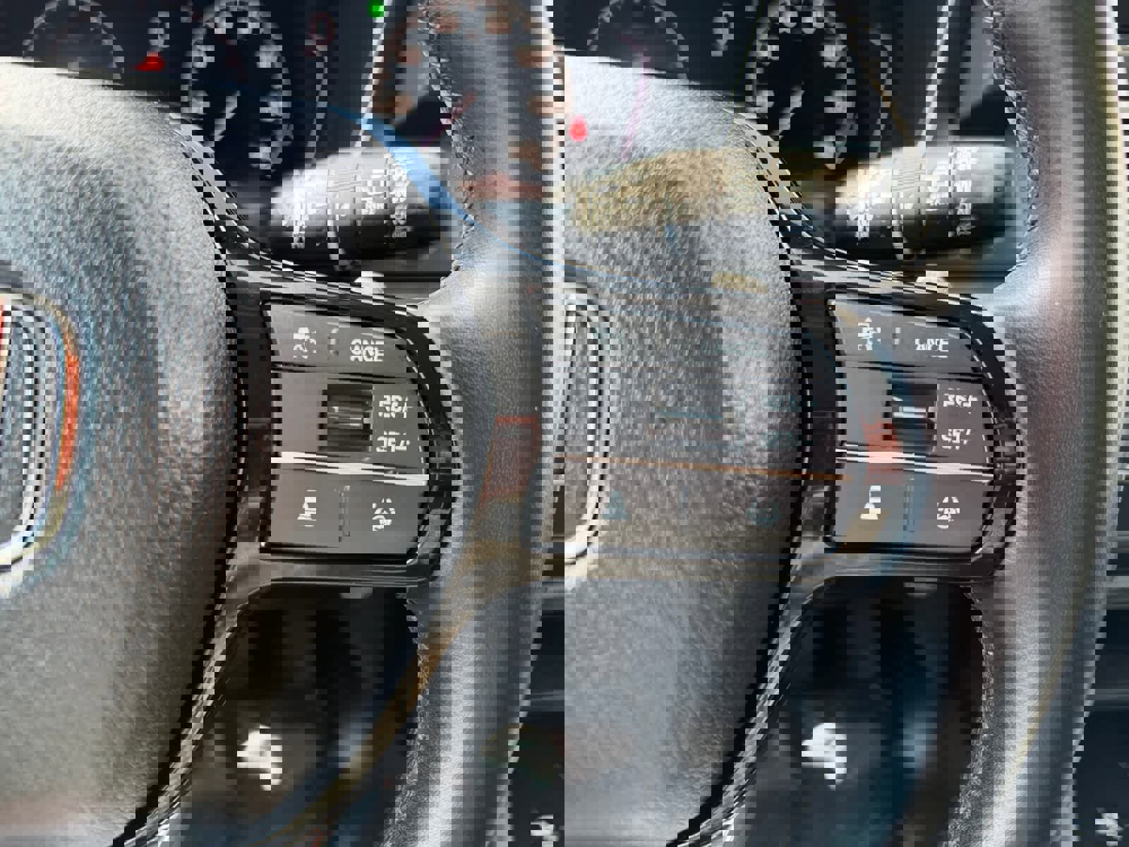 Used 2023 Honda Pilot Touring image 21