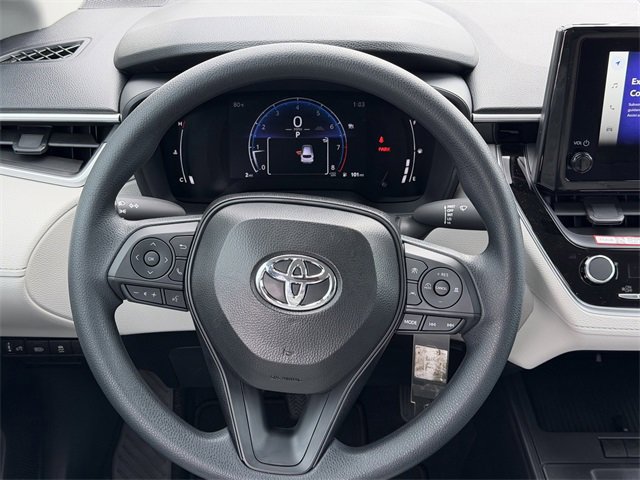 Used 2026 Toyota Corolla Cross L image 10