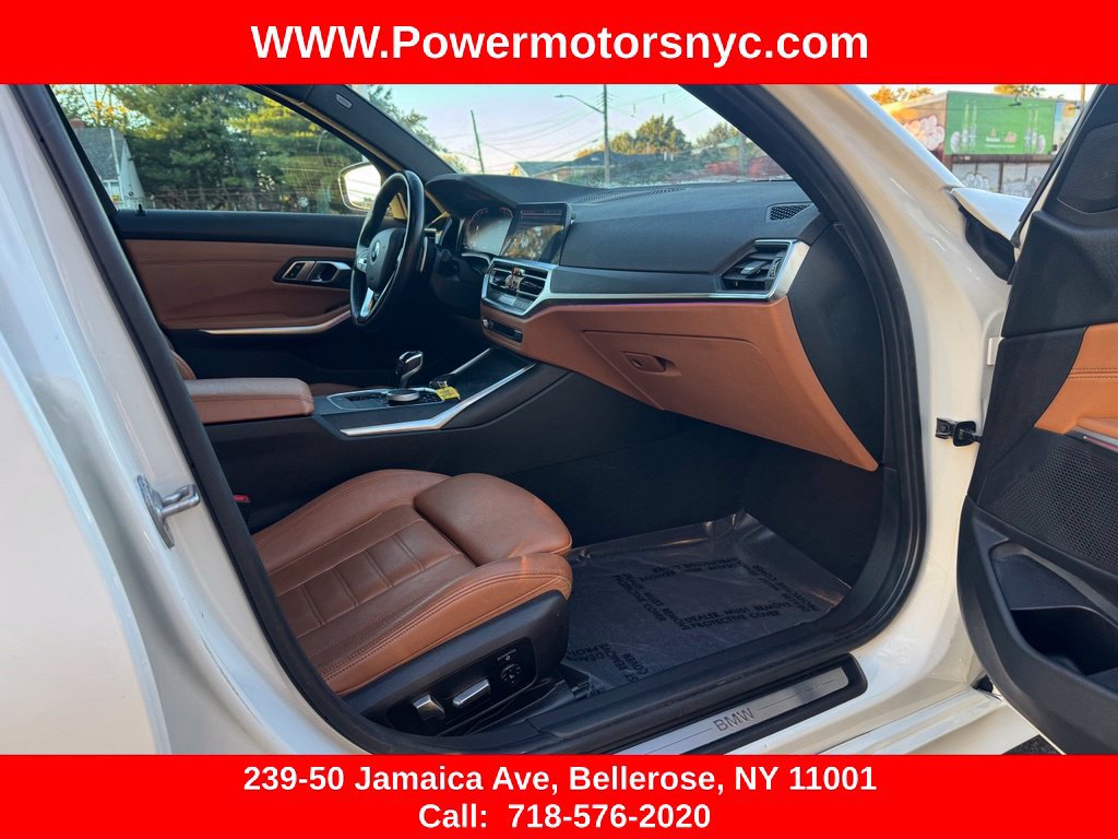 Used 2021 BMW 330i xDrive Sedan w/ Premium Package AWD/4WD image 24