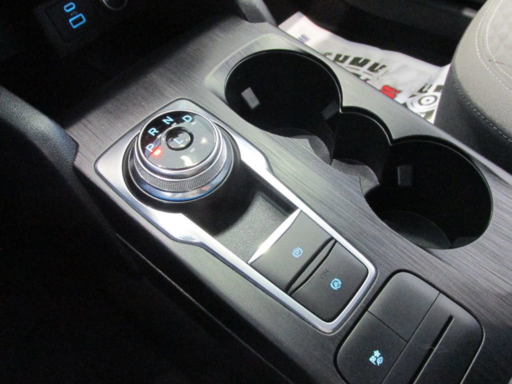 Used 2021 Ford Escape SE image 24