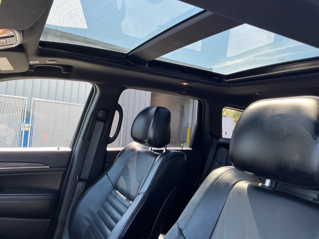 Used 2019 Jeep Grand Cherokee Limited X AWD/4WD image 26