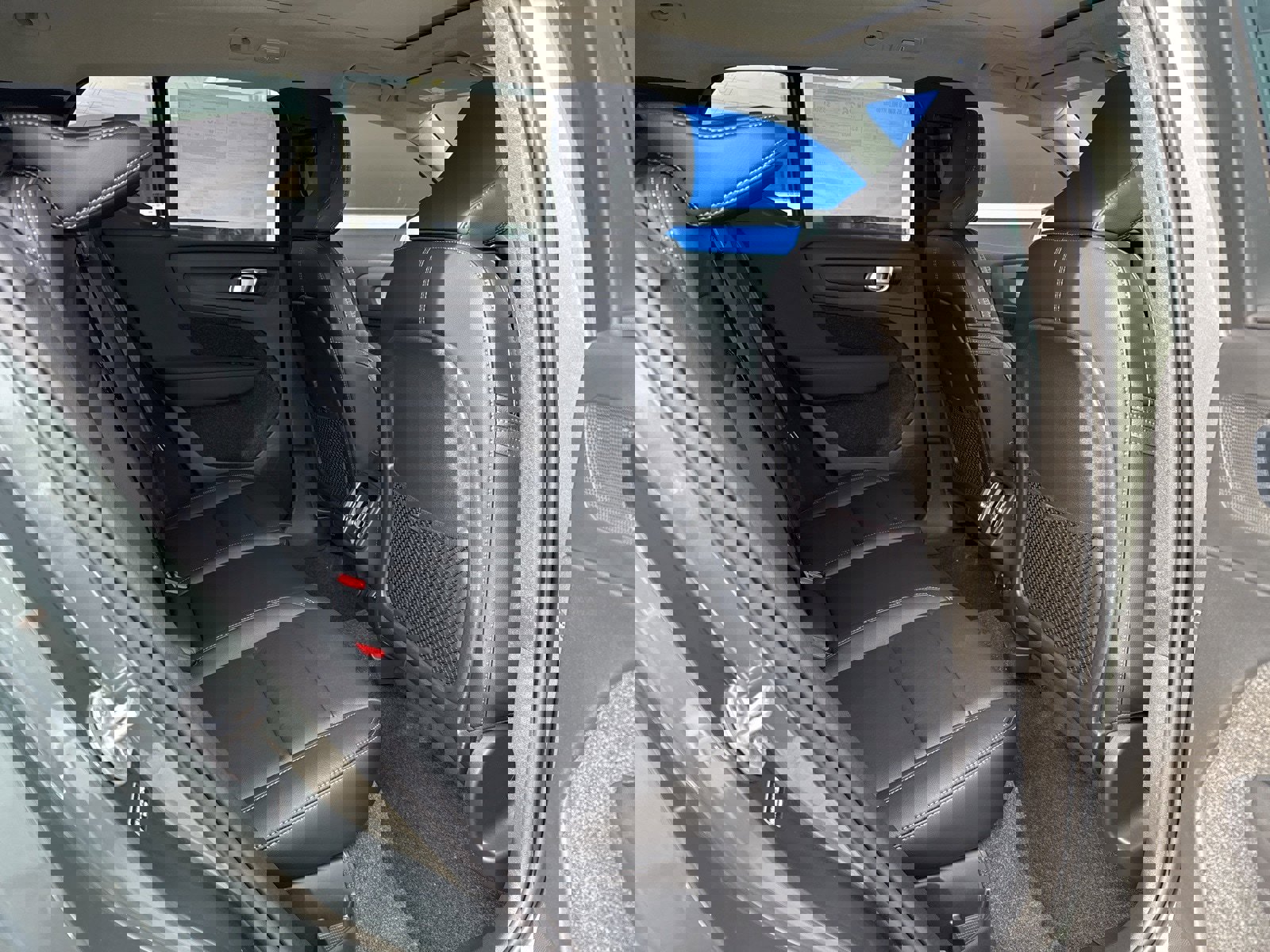 New 2026 Volvo XC40 B5 Plus w/ Protection Package Premier image 10