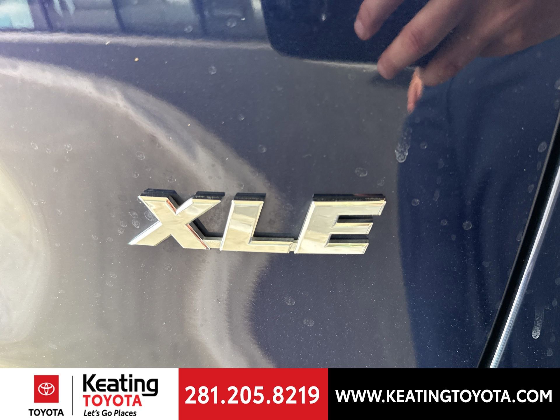 Used 2023 Toyota RAV4 XLE Premium FWD image 10