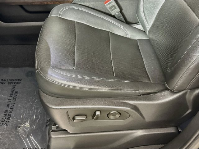 Used 2023 GMC Sierra 1500 SLT w/ SLT Premium Package AWD/4WD image 20