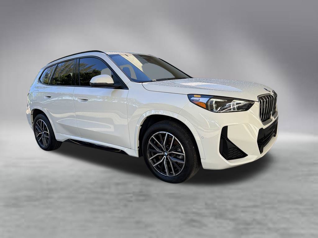 Used 2026 BMW X1 xDrive28i AWD/4WD image 2