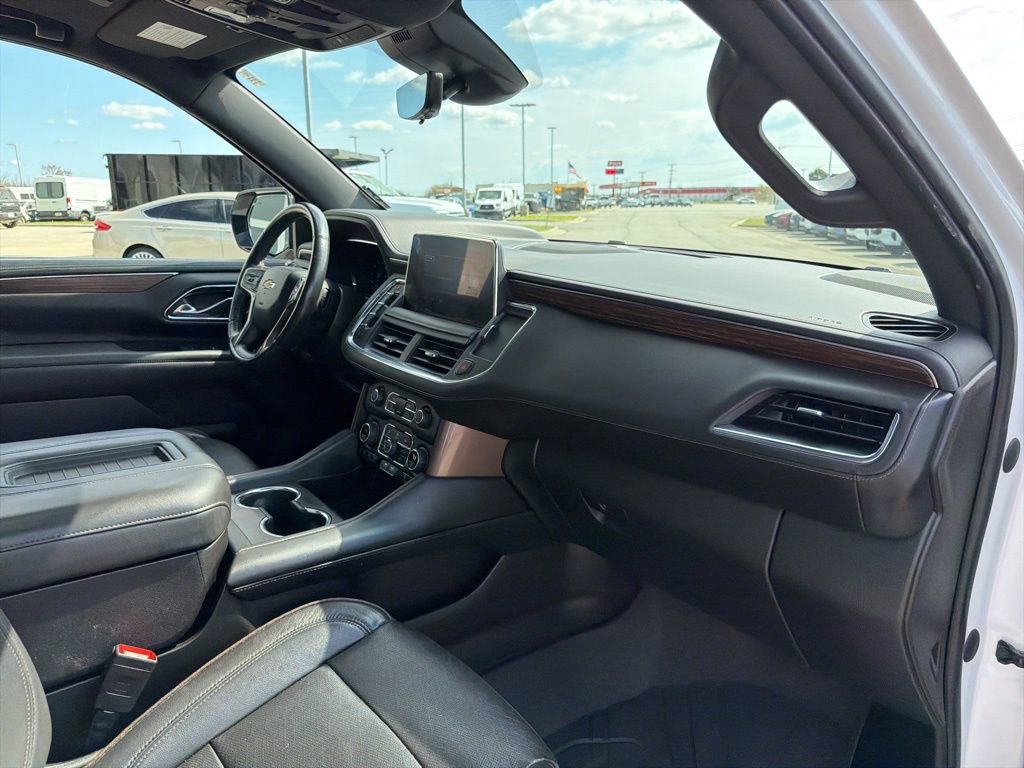 Used 2023 Chevrolet Tahoe High Country w/ Premium Package 2 AWD/4WD image 24