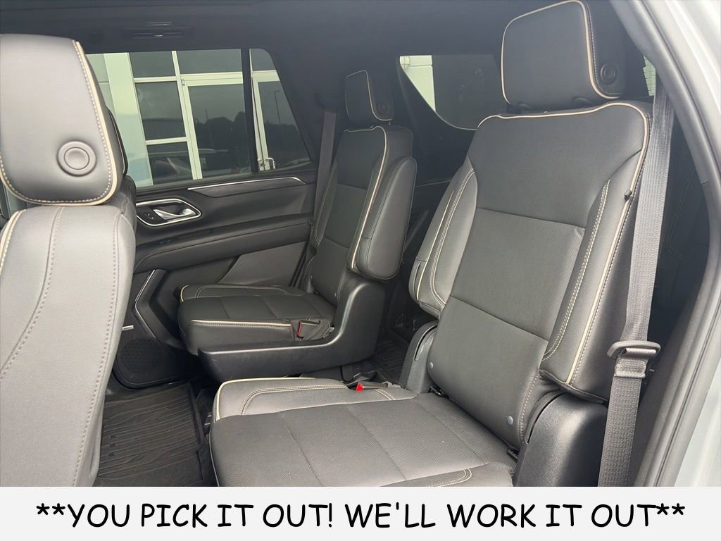 Used 2023 GMC Yukon SLT w/ SLT Premium Package AWD/4WD image 10
