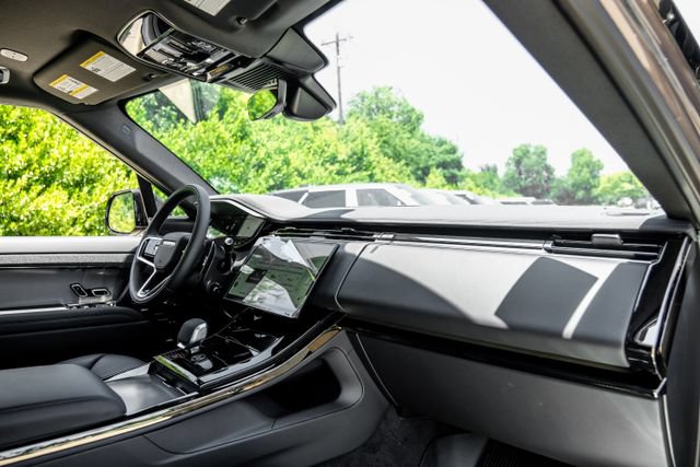 New 2026 Land Rover Range Rover Sport SE AWD/4WD image 17