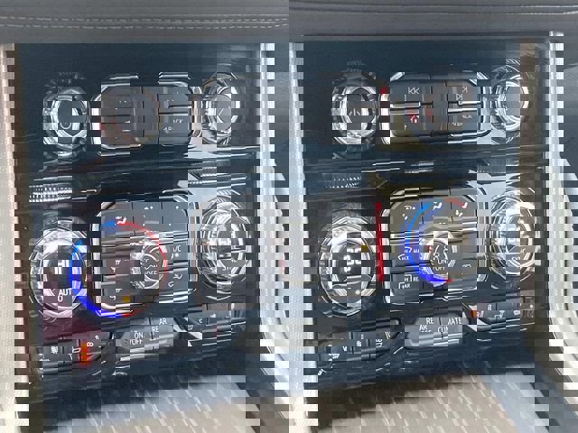 Used 2024 GMC Yukon Denali w/ Max Trailering Package image 27