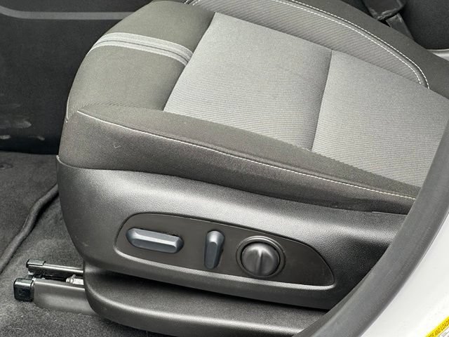 Certified 2025 Chevrolet Blazer LT AWD/4WD image 18