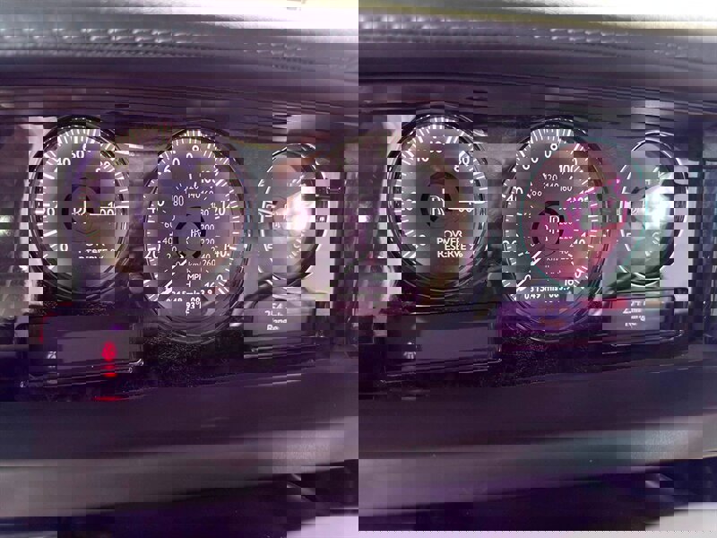 Used 2012 Rolls-Royce Phantom Drophead Coupe image 41