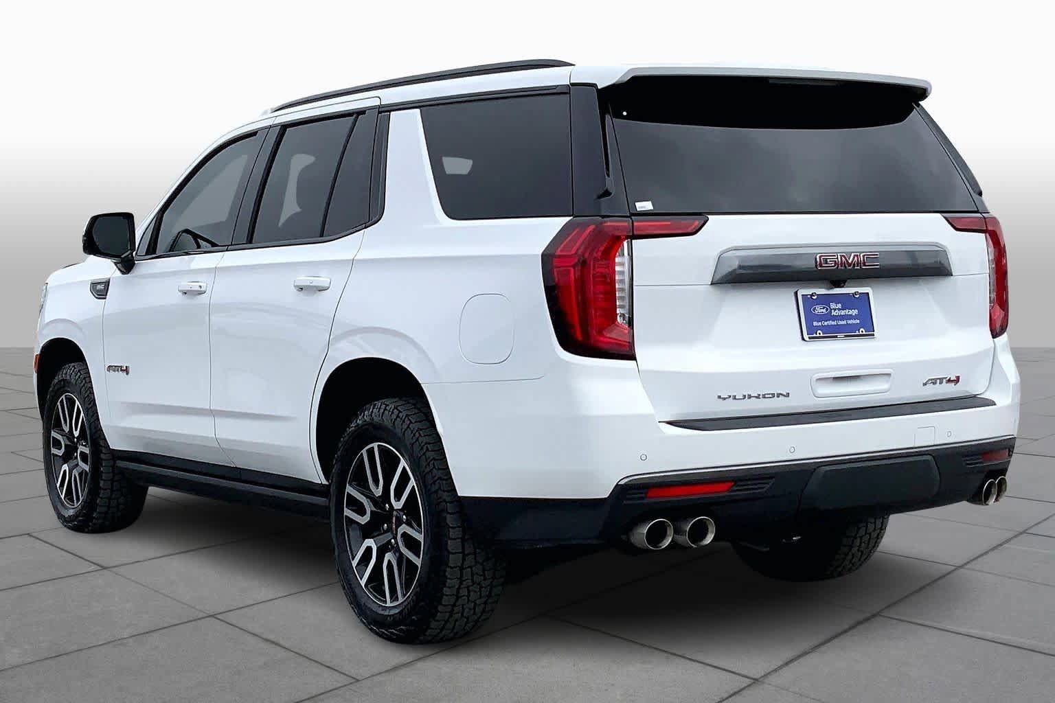 Used 2024 GMC Yukon AT4 w/ Technology Package image 12