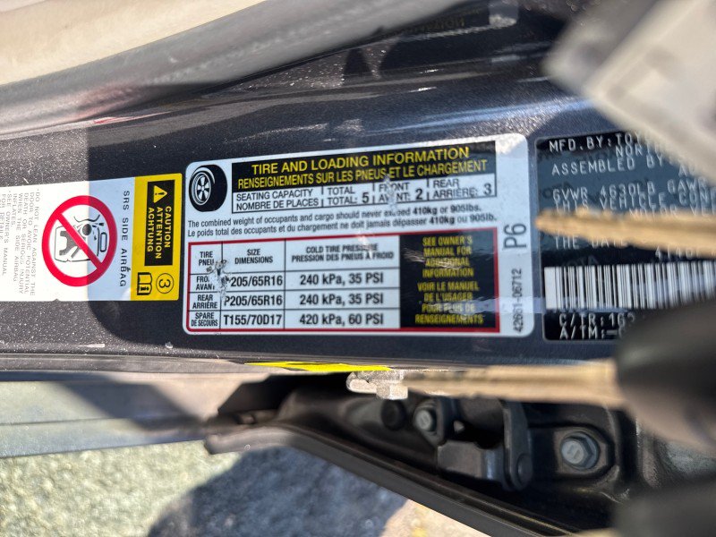 Used 2014 Toyota Camry LE FWD image 6