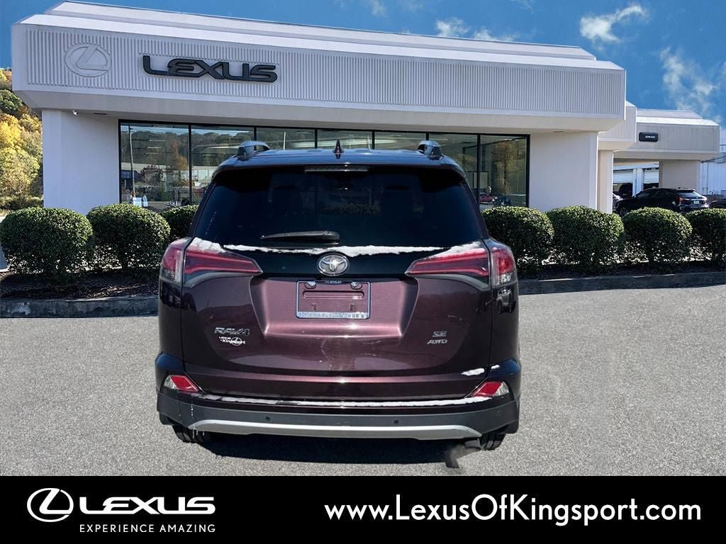 Used 2016 Toyota RAV4 SE w/ Advanced Technology Package AWD/4WD image 4