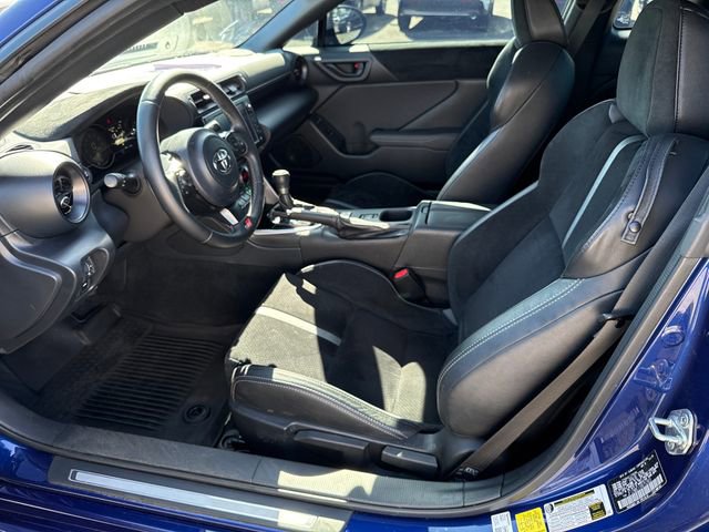Used 2024 Toyota GR86 Premium RWD image 17