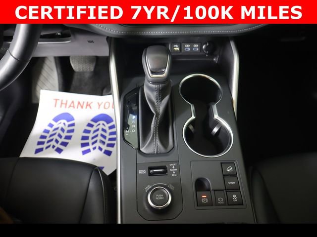 Used 2025 Toyota Highlander XSE AWD/4WD image 25