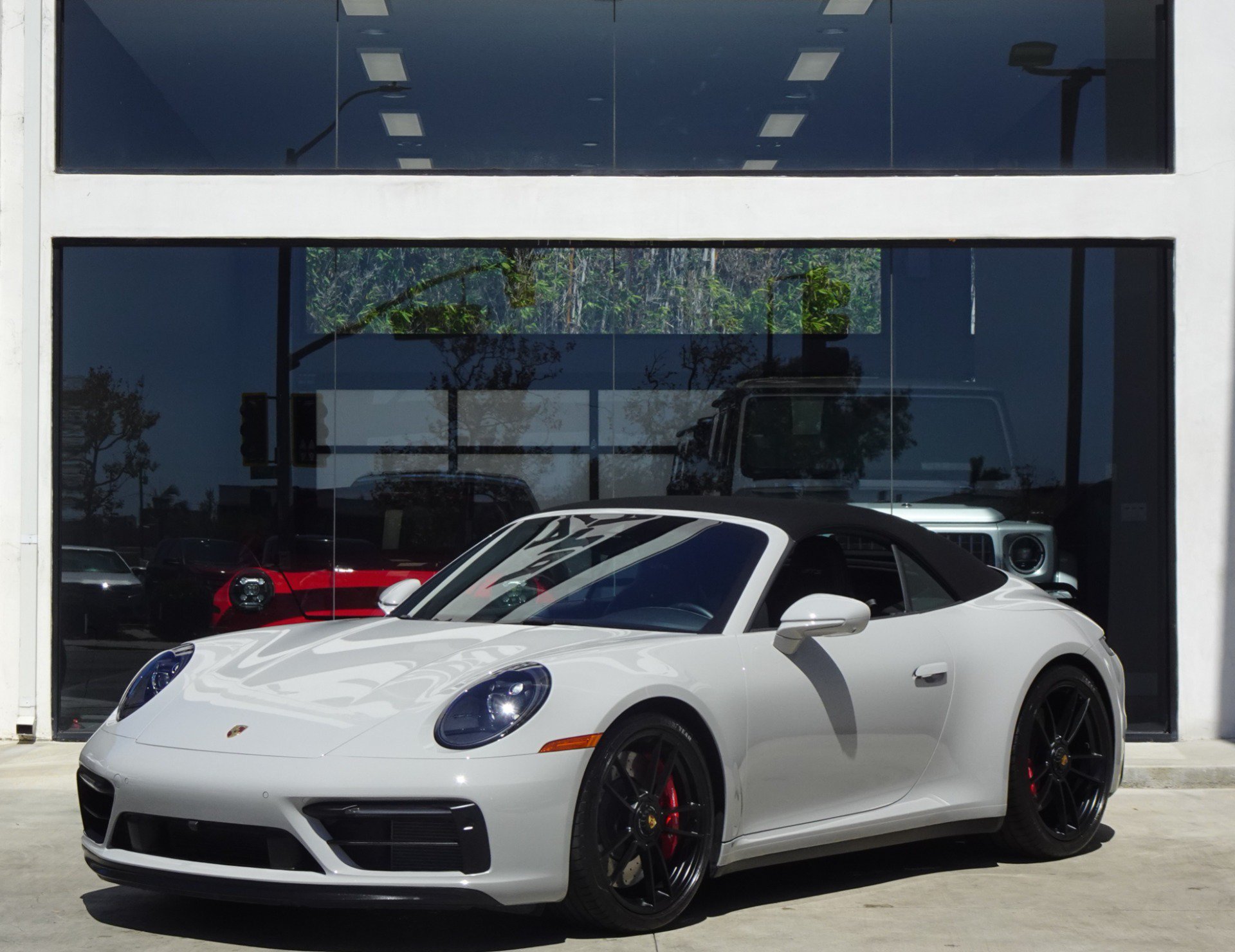 Used 2022 Porsche 911 Carrera GTS RWD image 4