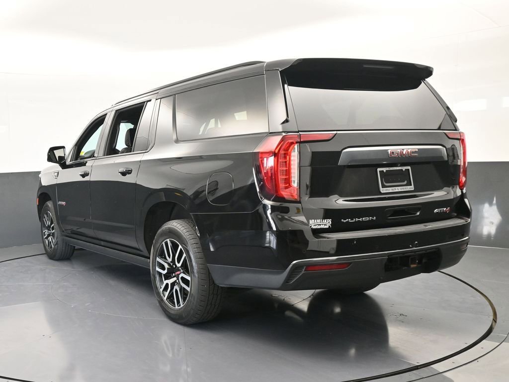 Used 2022 GMC Yukon XL AT4 w/ AT4 Premium Package image 4