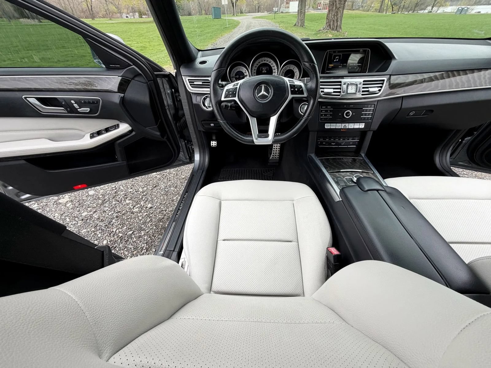 Used 2016 Mercedes-Benz E 350 4MATIC Wagon image 82