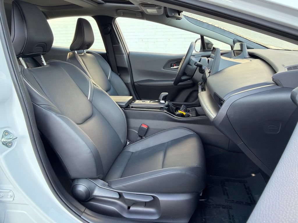 Used 2025 Toyota Prius Limited AWD/4WD image 13