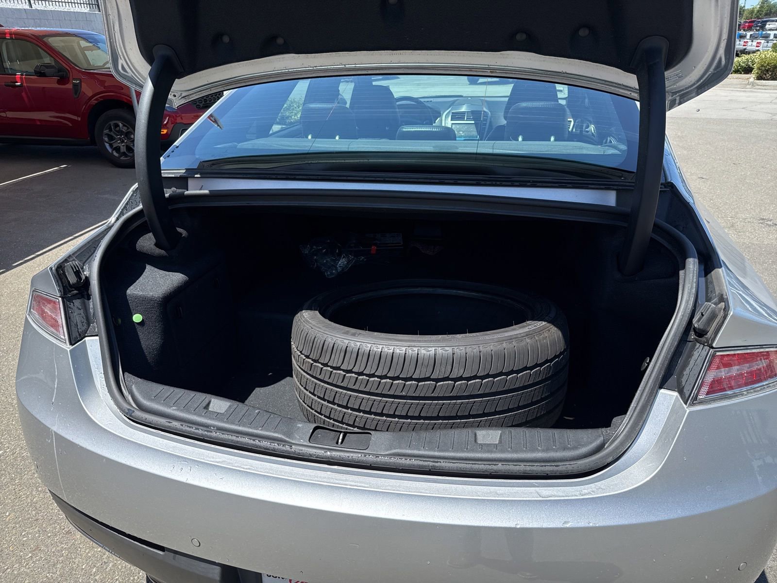 Used 2018 Lincoln MKZ Reserve w/ Technology Package FWD image 16