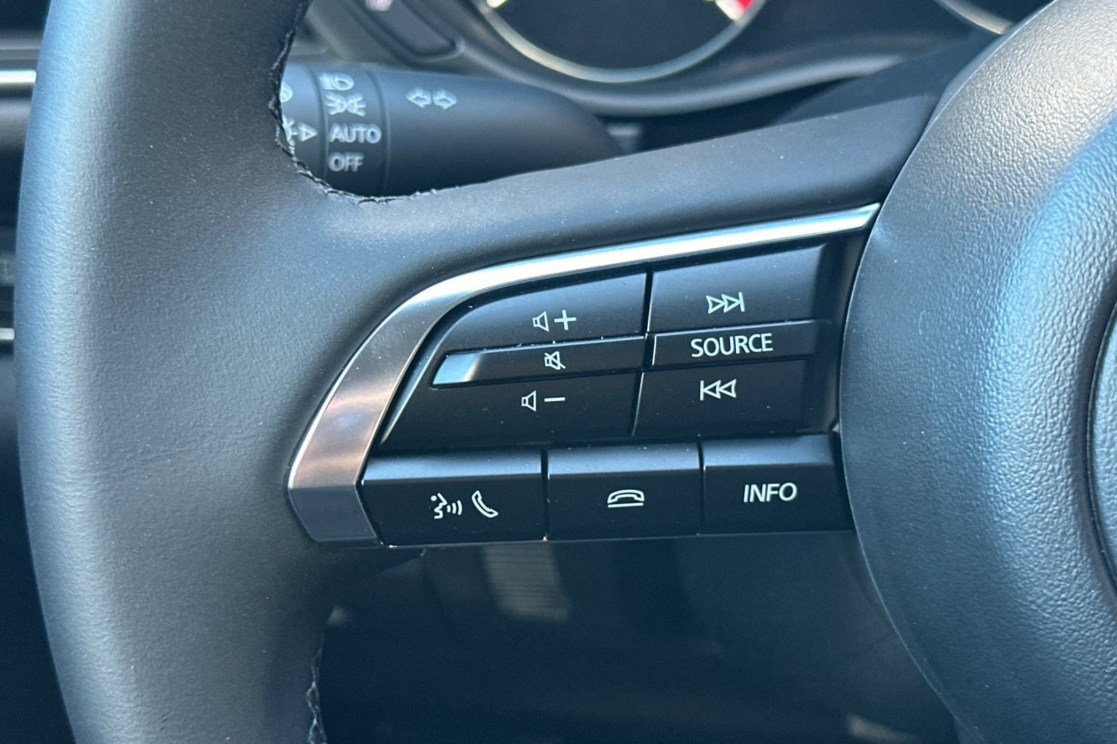 Used 2025 MAZDA CX-30 AWD 2.5 S w/ Select Sport Pkg image 28