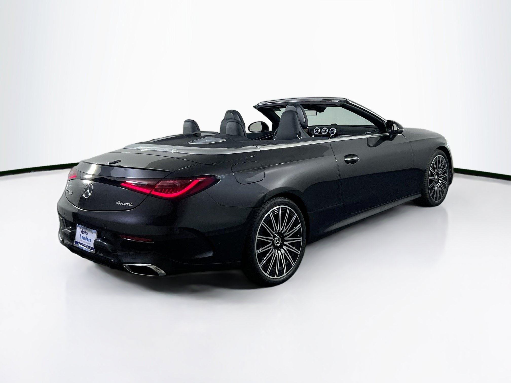 Used 2025 Mercedes-Benz CLE 300 4MATIC Cabriolet w/ Night Package image 5