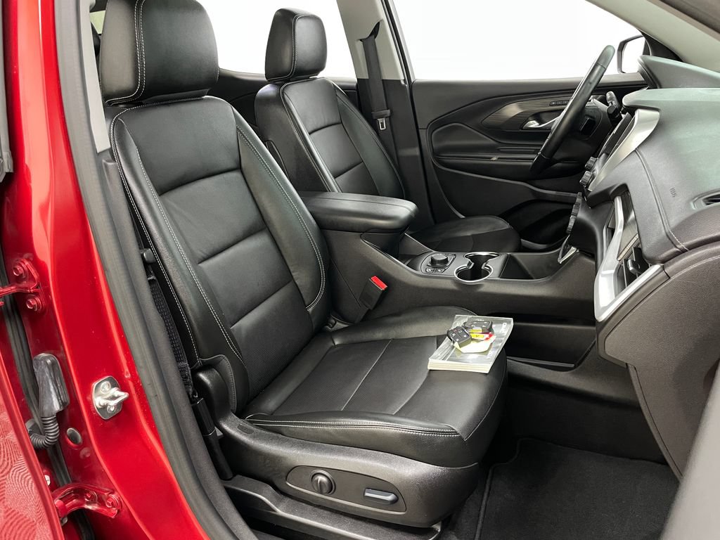 Certified 2024 GMC Terrain SLT w/ Infotainment Package II AWD/4WD image 40