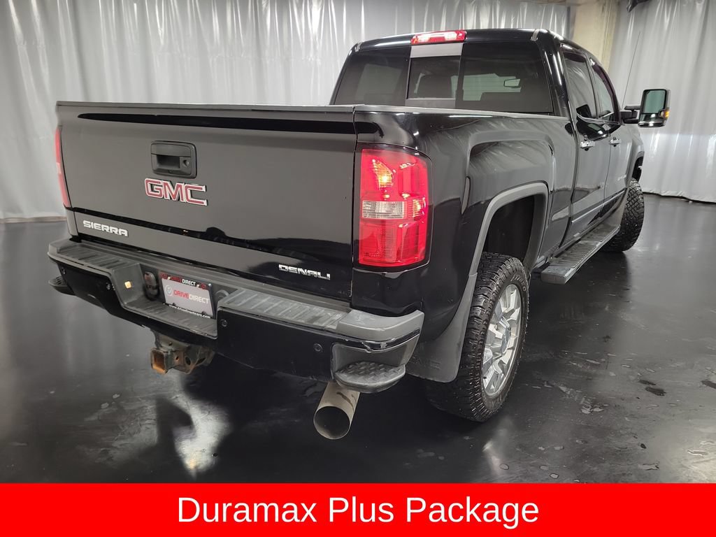 Used 2019 GMC Sierra 2500 Denali w/ Duramax Plus Package AWD/4WD image 9