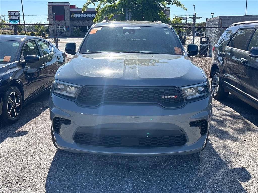 Used 2024 Dodge Durango GT RWD image 4