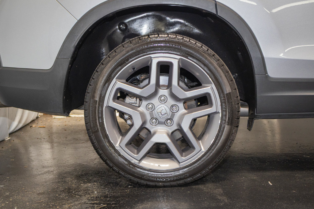 Used 2023 Honda Passport EX-L image 7