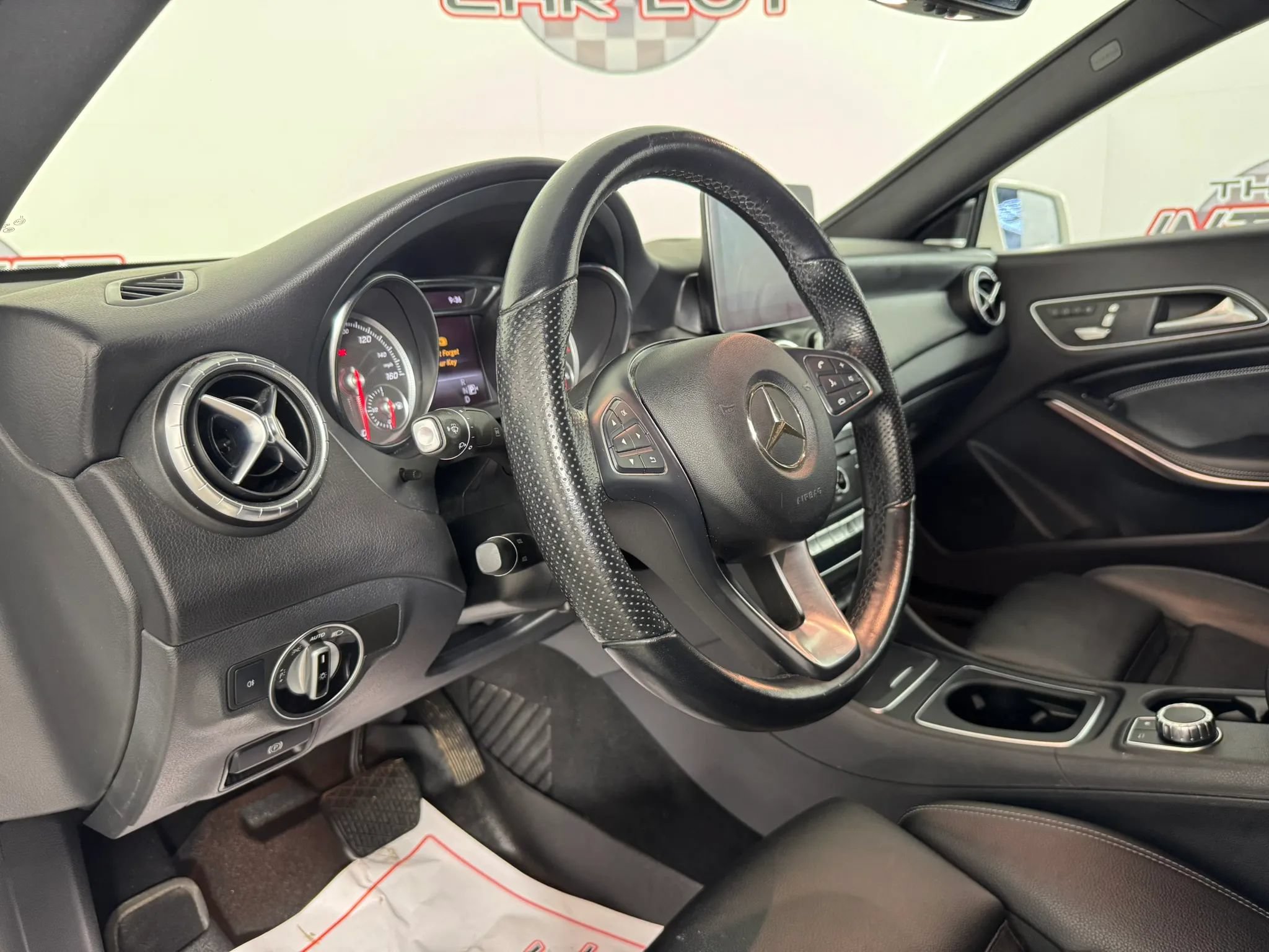 Used 2019 Mercedes-Benz CLA 250 4MATIC image 10