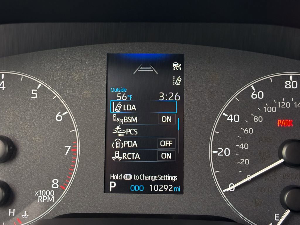 Certified 2023 Toyota Corolla Cross LE image 31