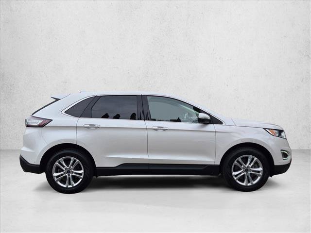 Used 2017 Ford Edge Titanium w/ Equipment Group 302A AWD/4WD image 4