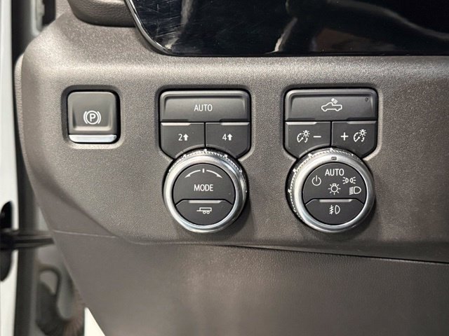 Used 2024 GMC Sierra 1500 Elevation AWD/4WD image 16