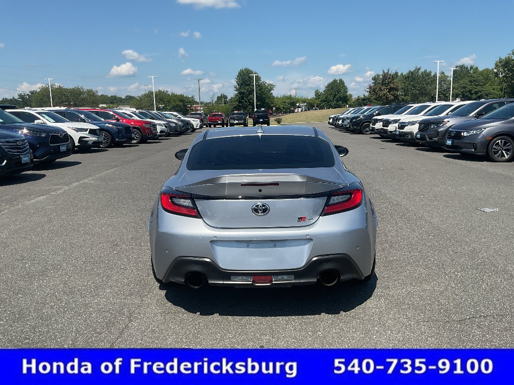 Used 2022 Toyota GR86 Premium w/ ALL Weather Mat Package (TMS) RWD image 9
