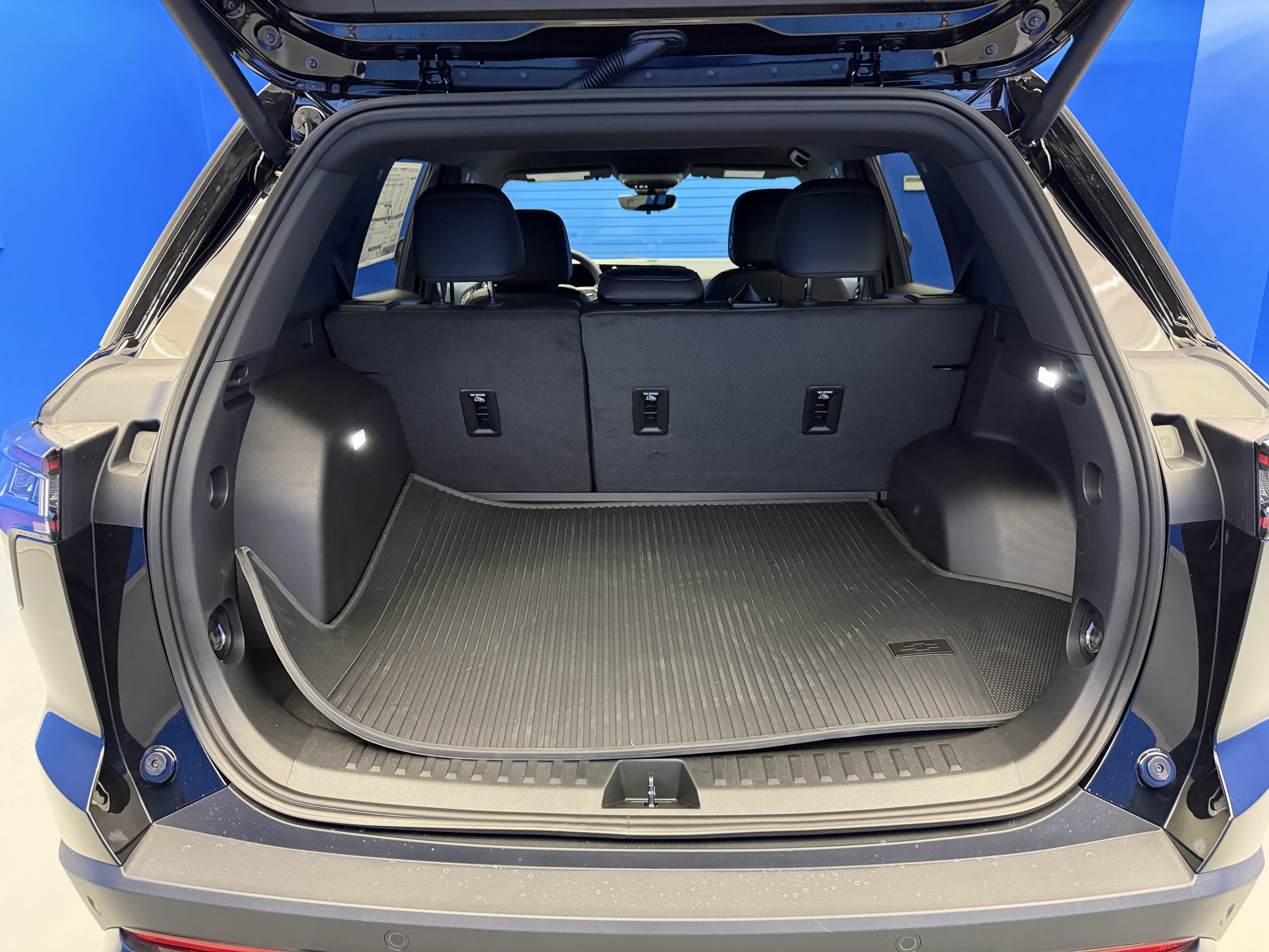 New 2027 Chevrolet Equinox RS w/ Safety and Technology Package AWD/4WD image 28