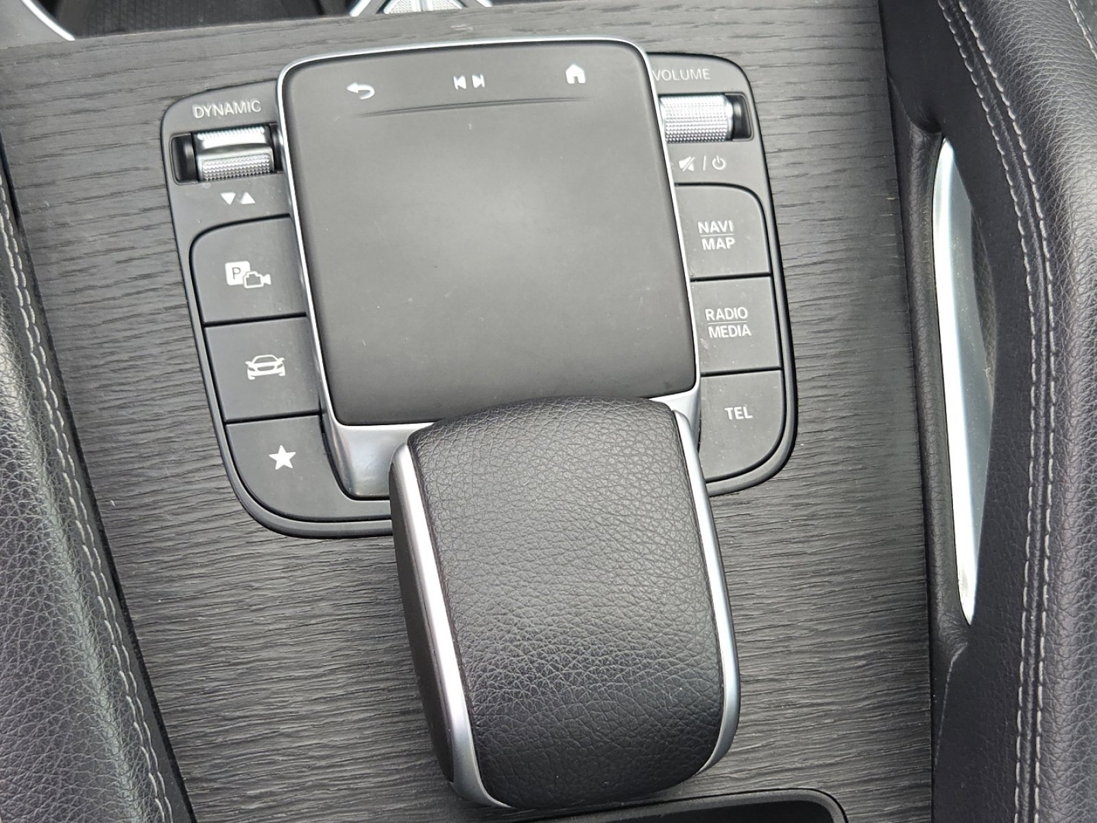 Used 2024 Mercedes-Benz GLE 350 4MATIC image 15