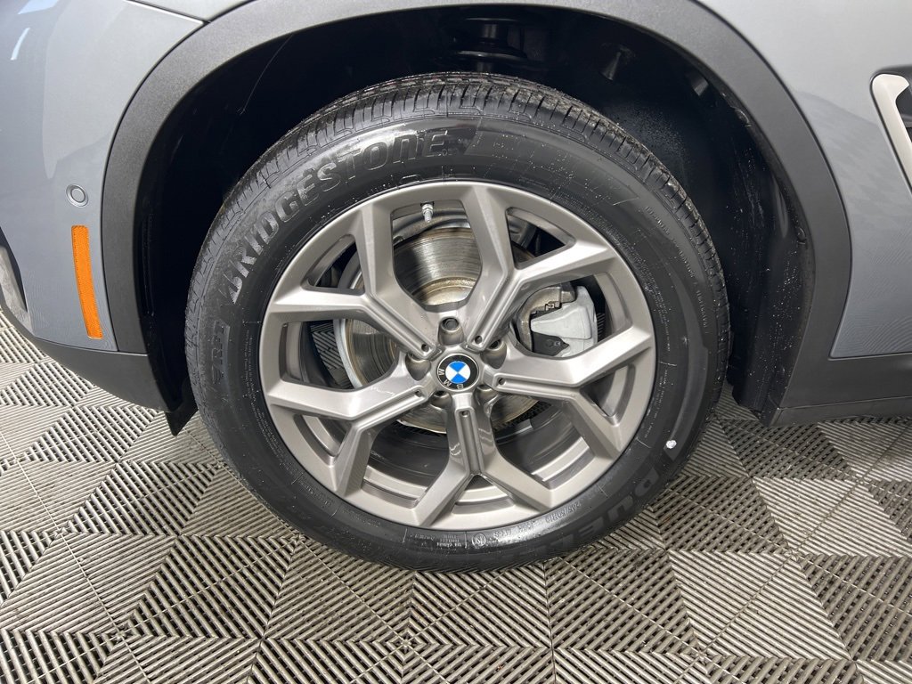 Certified 2024 BMW X3 xDrive30i w/ Premium Package image 15
