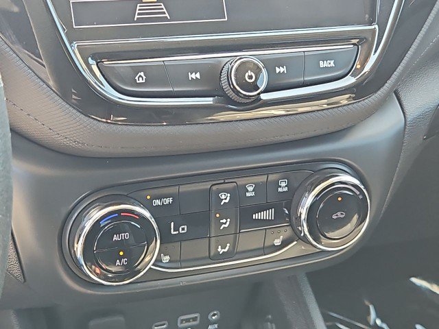 Used 2021 Chevrolet TrailBlazer LT w/ Convenience Package FWD image 17