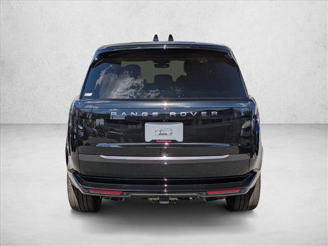 New 2025 Land Rover Range Rover Long Wheelbase SE image 8