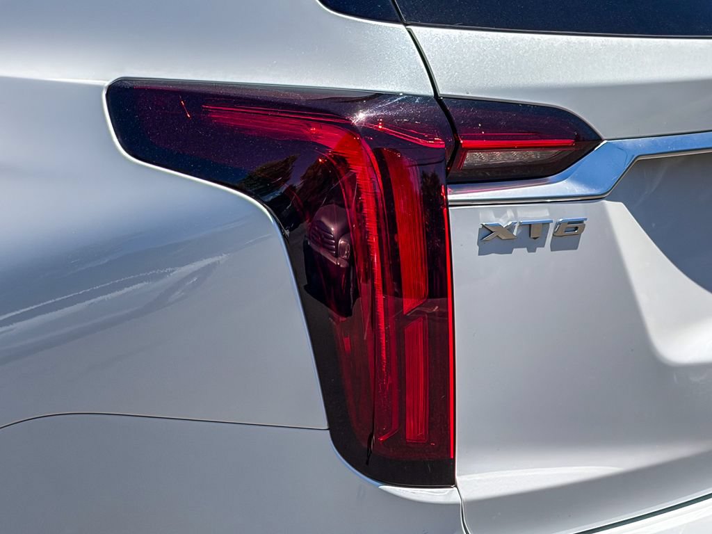 Certified 2024 Cadillac XT6 Luxury w/ LPO, Floor Liner Package FWD image 3