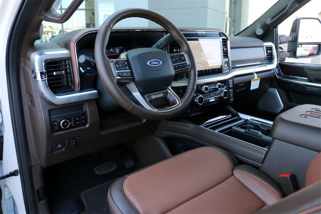 New 2026 Ford F350 King Ranch w/ FX4 Off-Road Package image 23